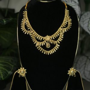 গোল্ড প্লেইটের চোকার সেট Code:S-57